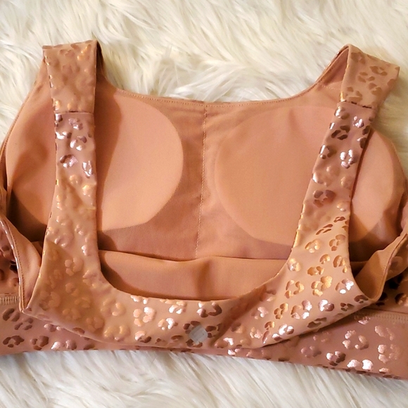 Nova Wild Leopard Metallic sport set - Picture 11 of 17